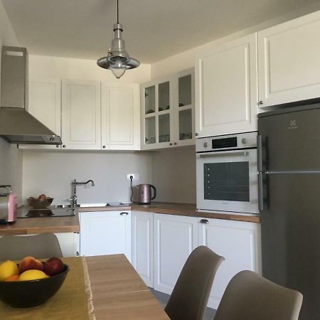 Holly Apartman Umag Bagian luar foto