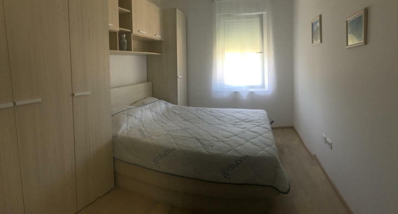 Holly Apartman Apartment Umag Bagian luar foto